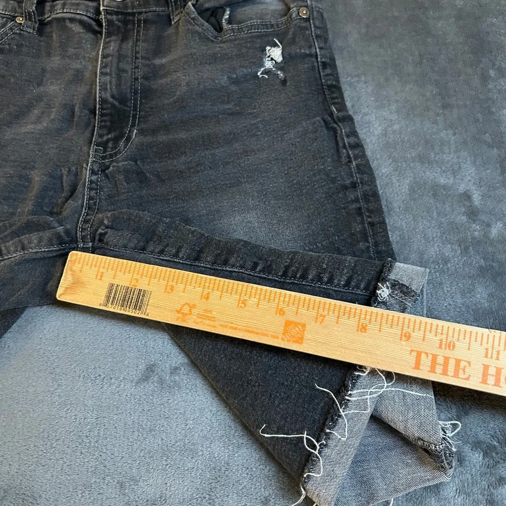 Kendall‎ + Kylie The BU Short Black Distressed Denim Shorts Womens Size 30 30x9